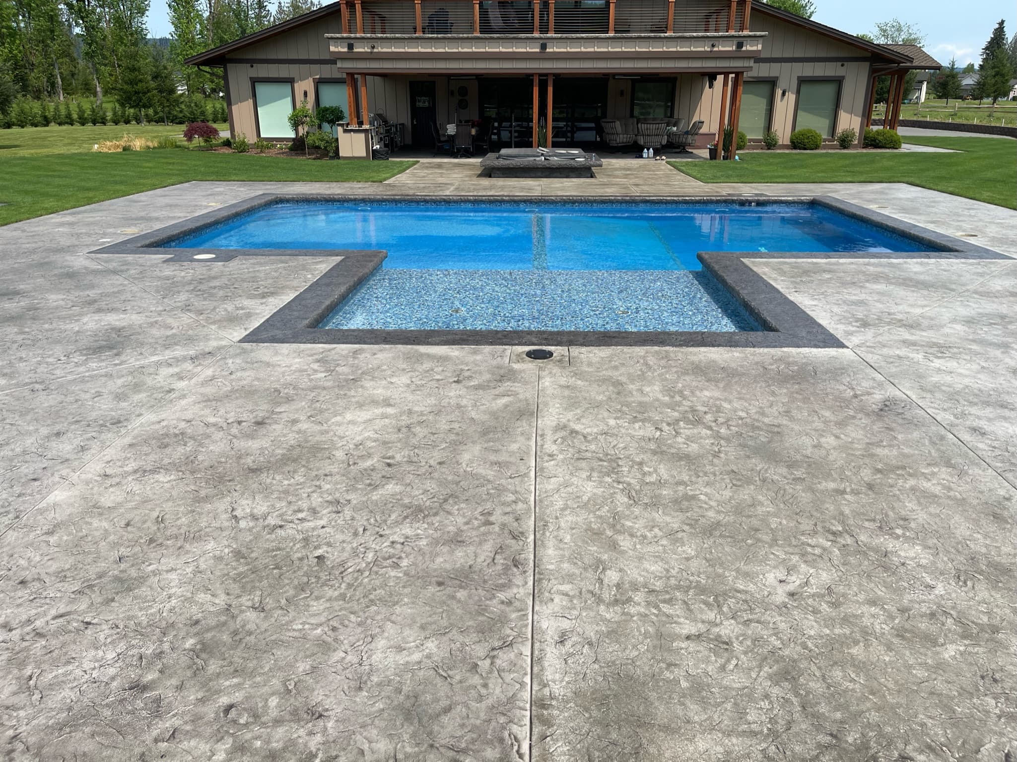 Landscape Curbing