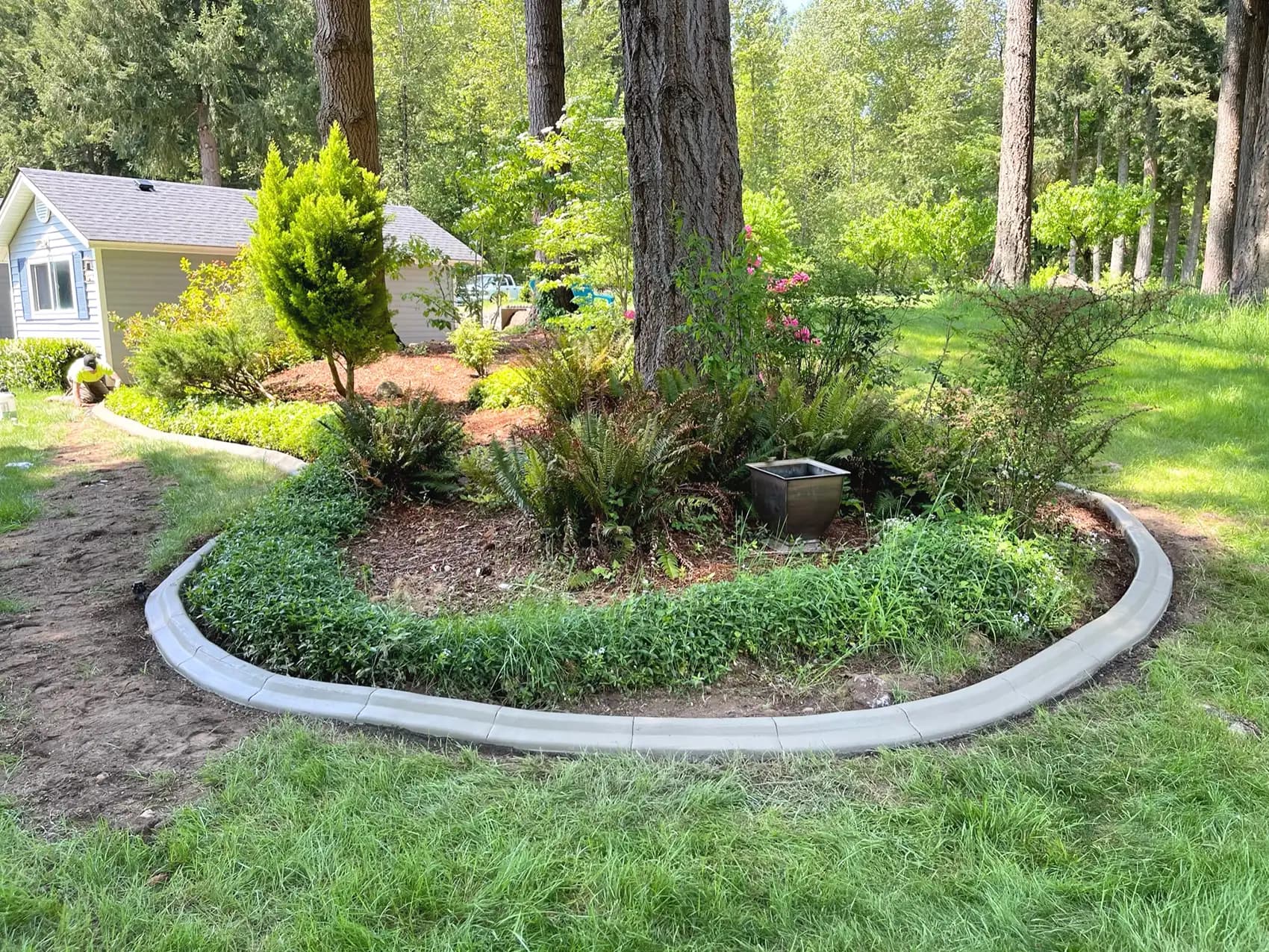 Landscape Curbing, Concrete Curbing | Landscape Bordering - Material Masters Concrete